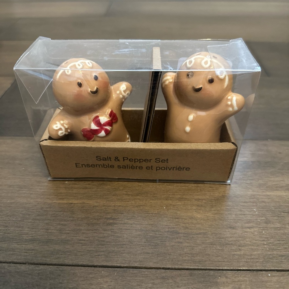 Gingerbread Man & Girl Salt & Pepper Shakers Christmas Kitchen Tableware🧂Sold